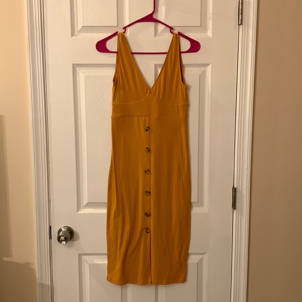 Mustard dress size small
